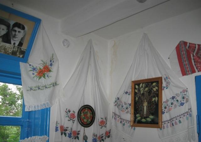 Kалиновий Kущ Dmitrenki Luaran gambar